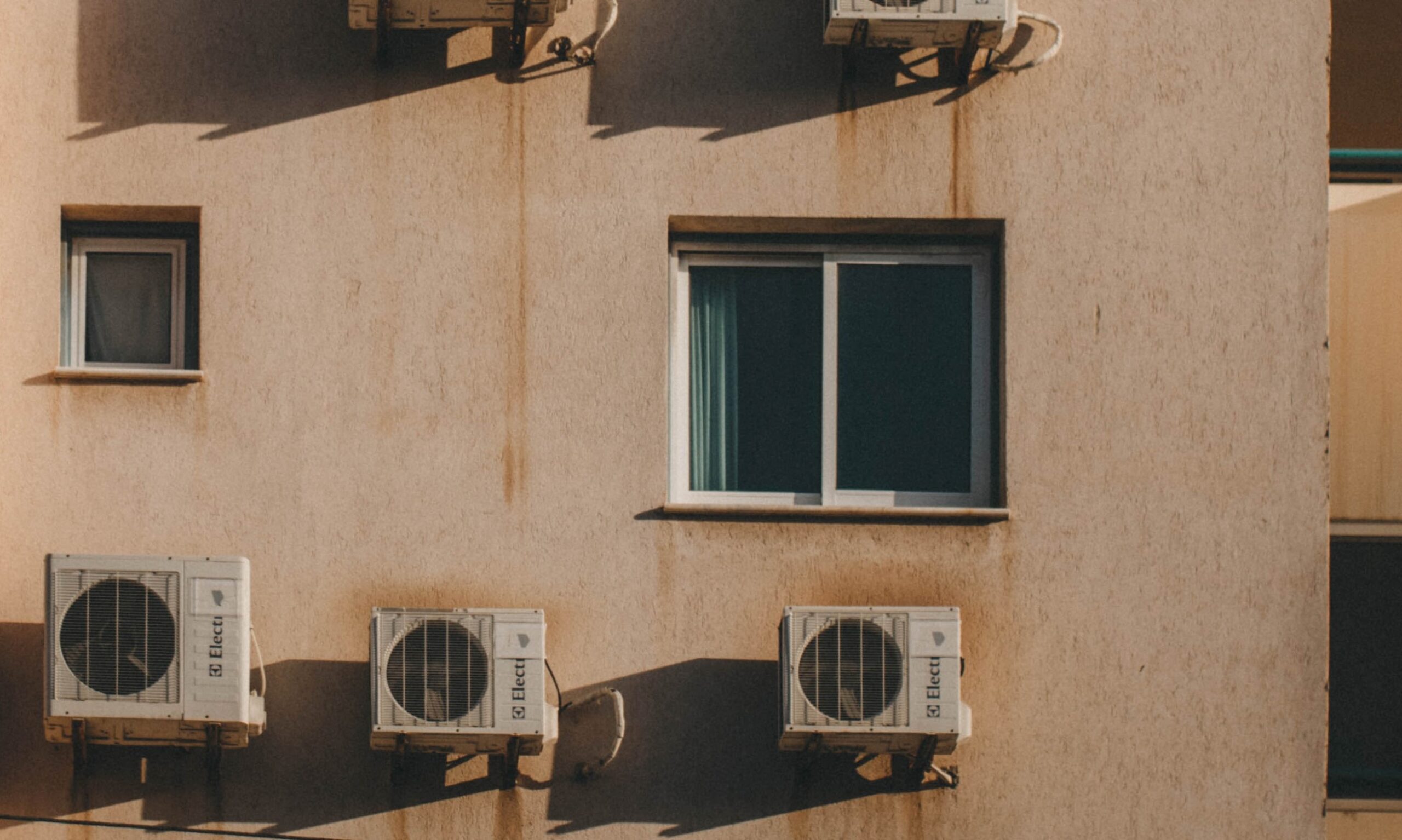 Avoid These Hazards of a Dirty Air Conditioner