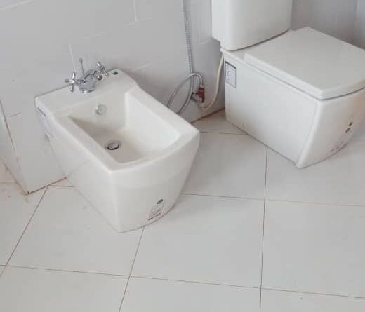 toilet fitted by toolboksi fundi